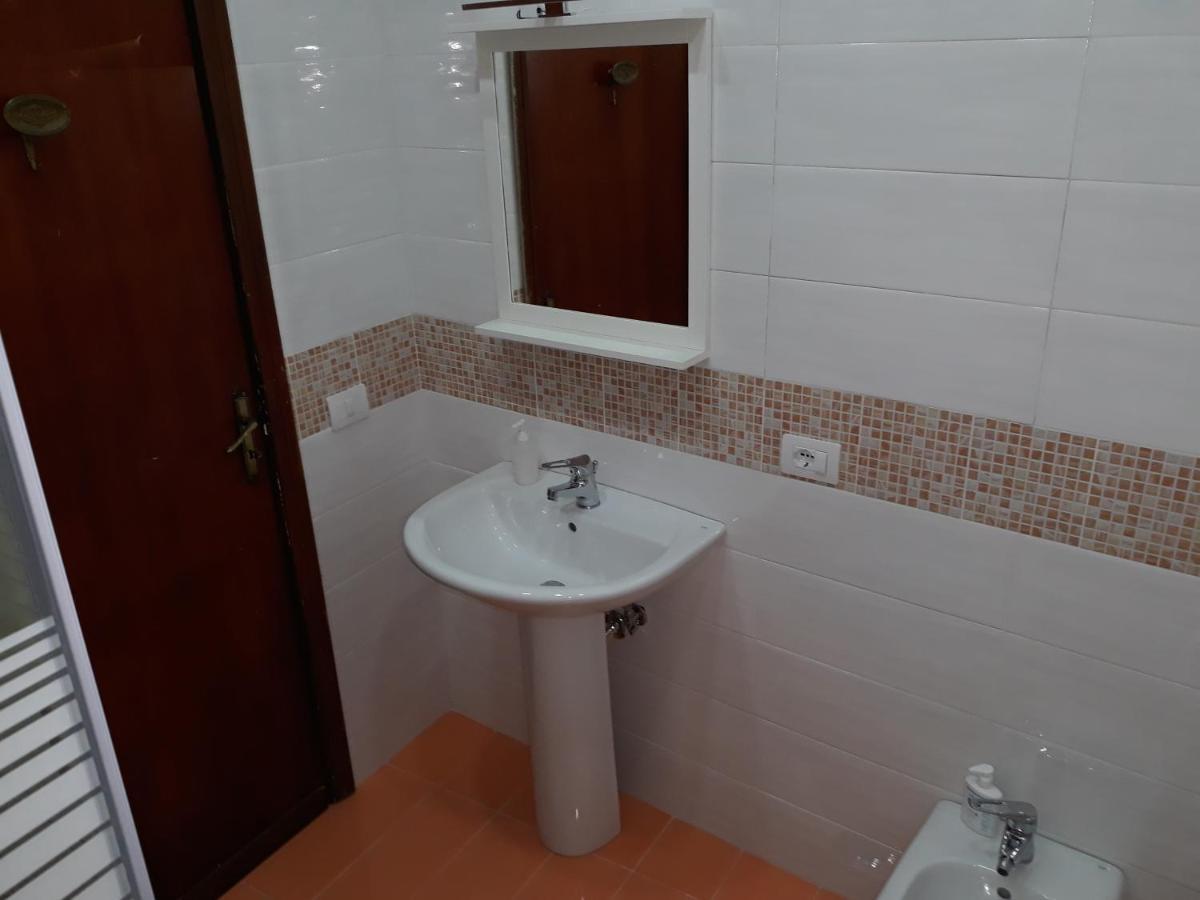La Casetta Arancione Nell'Aeroporto Di Napoli Apartment Luaran gambar